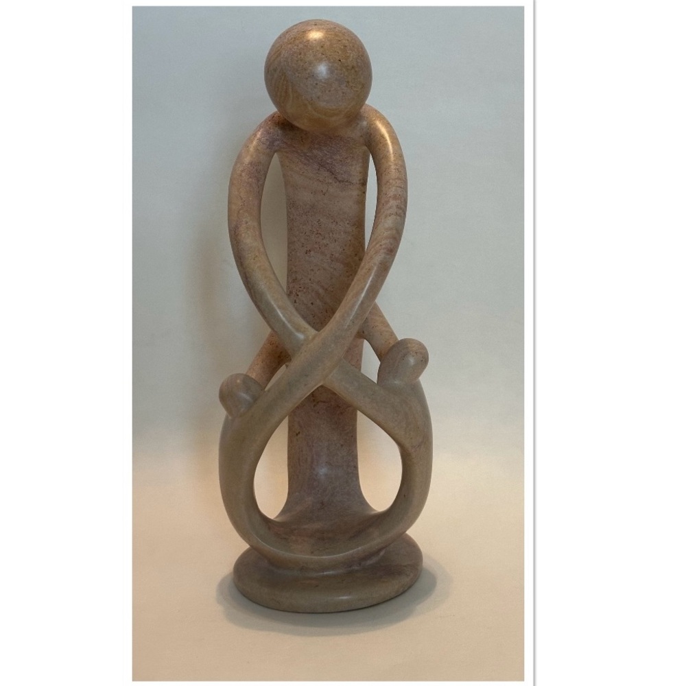 Sculpture Dad with children VTG